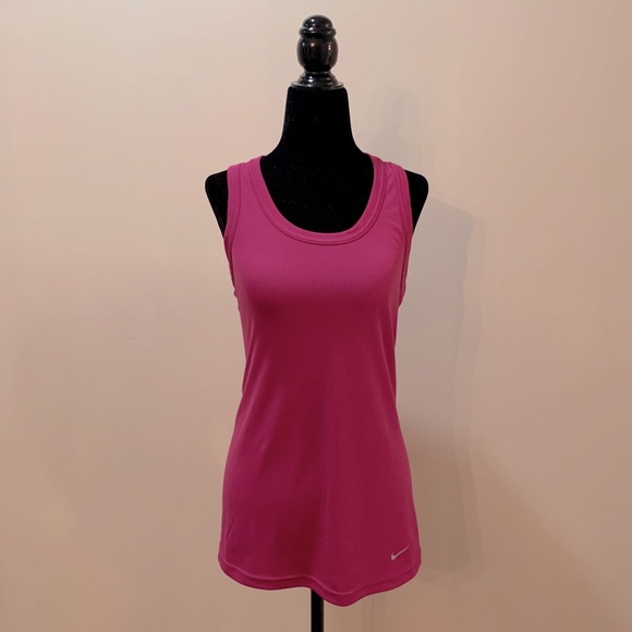 ⭐️2/$20⭐️ Nike Women’s Dri-FIT Ribbed Racerback, M - Picture 1 of 8